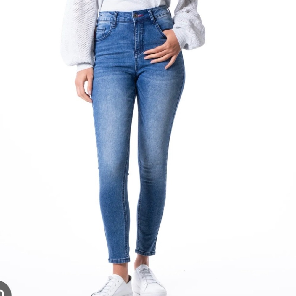 MUDD JEANS